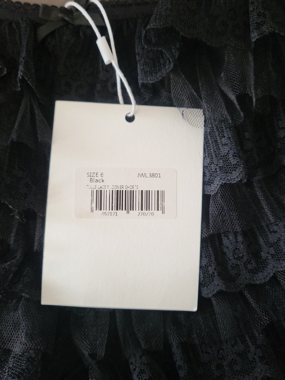 Jaded London Black Tiered Lace Ruffle Shorts Bloomers - Picture 4 of 4
